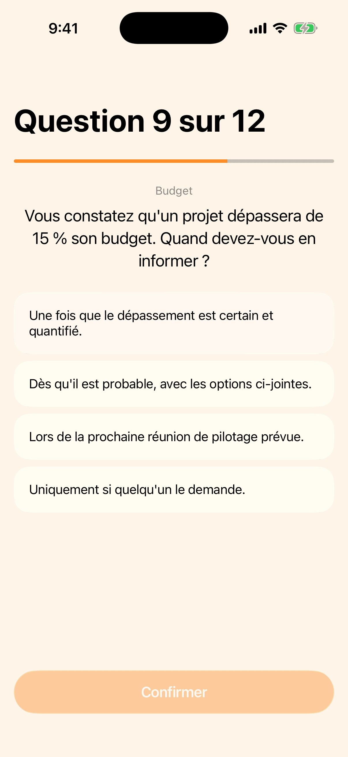 Une question d'entraînement à l'entretien avec quatre réponses possibles.